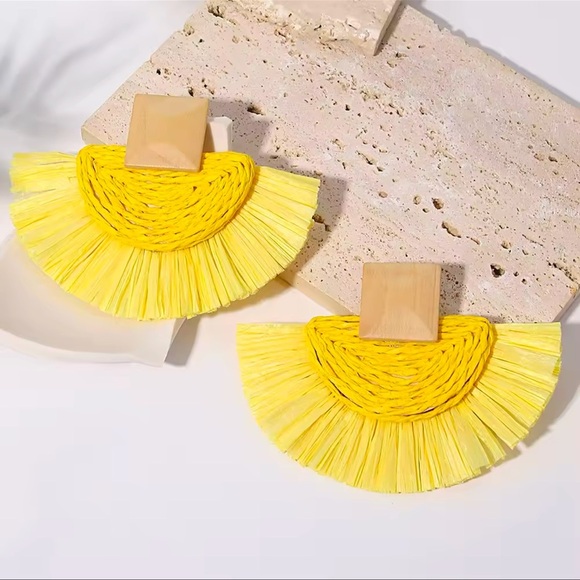 Anthropologie Bohemian Pinkish Rattan Earrings - Picture 15 of 16